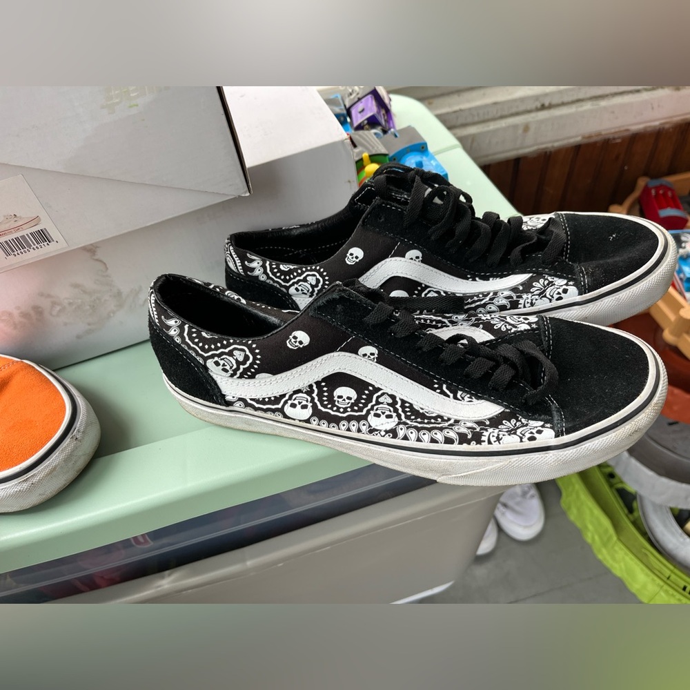 Vans size 10 1/2